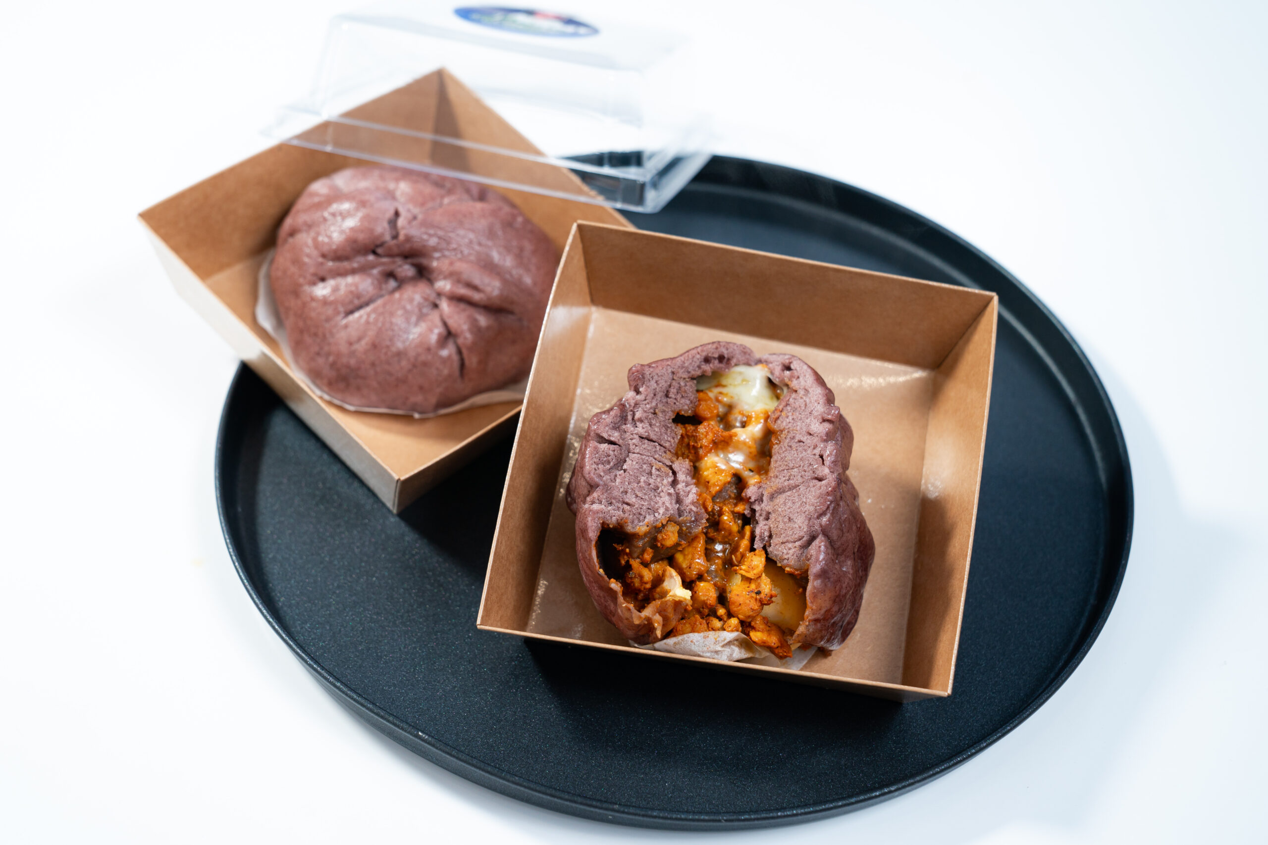 Bánh bao xá xíu phô mai trứng cút